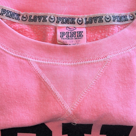 Victoria Secret Pink Crewneck - Picture 4 of 4